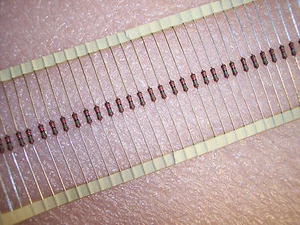 QTY (100) 15K Ohm 1/4W 1/2W DUAL 1% METAL FILM RESISTORS CCF55-15K-1% VISHAY   - Picture 1 of 2