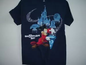 Walt Disney World 2017 Sorcerer Mickey Shirt - Adult Small Pre-owned - Picture 1 of 5