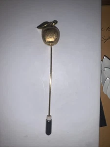 RI37 gebrauchte Krone Trifari Apfel Vintage Stecknadel Brosche American NMOB - Bild 1 von 3
