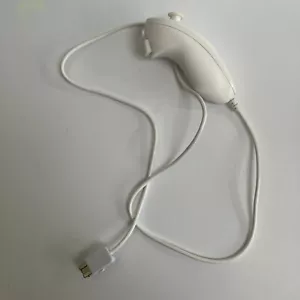 Nintendo Wii Nunchuck Controller. Working. - Picture 1 of 3