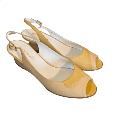 Bruno Magli Couro Bege Claro Peep Toe Wedge Slingback Tamanho 7.5 Vintage - Imagem 1 de 4