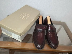 Vintage Florsheim Leather Loafers, Retro Size 11, 33455 Blk Cherry Original Box - Picture 1 of 12