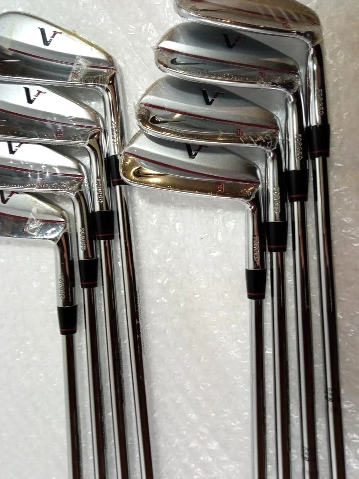 NEW SEALED** Nike VR TW Blade TIGER WOODS (8x) [3~P ] DG S200 SUN DAY RED 🇯🇵😆 - Image 1 of 4