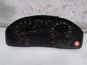 Tacho Audi A4 B5 Kombiinstrument Benzin Tachometer 8D0919034B *F85522* - Bild 1 von 6