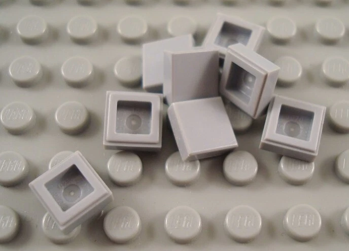 LEGO Lote de 8 Piezas de Azulejos Lisos Gris Azulado Claro 1x1 City Sidewalk Foto 1 de 1