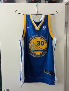 Stephen Curry Signed Autographed GS Warriors Jersey PSA/DNA Authenticated - Picture 1 of 5