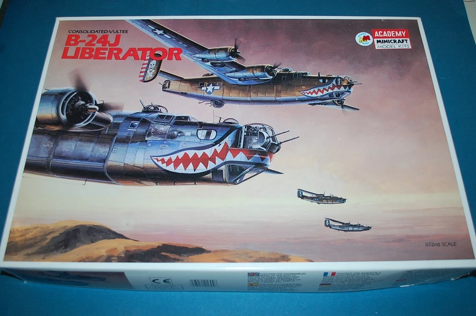 Academy 1694 - B-24J Liberator  scala 1/72 - Immagine 1 di 1