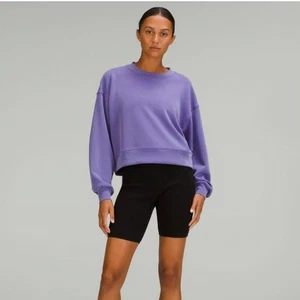 Lululemon Softstreme perfekt Oversized Cropped Crew Top Lavendel Lila Größe 6 - Bild 1 von 7