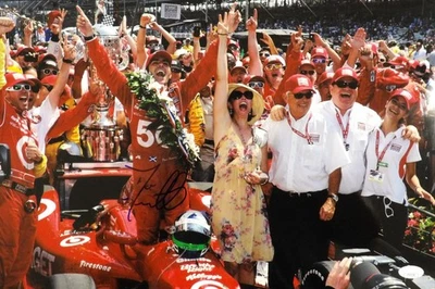 Foto brillante firmada por Dario Franchitti Indy Car Racer 12x18 autenticada por JSA Foto 1 de 2