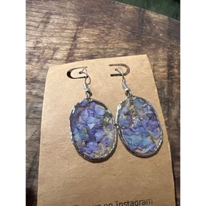 Handgefertigte Resin Ohrringe Lila Blumen  - Bild 1 von 2