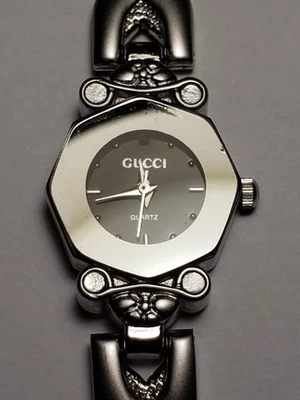 Gucci Women's Quartz Watch - Image 1 of 4