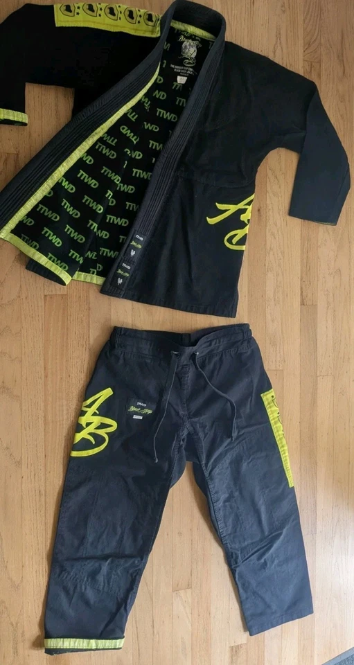 Barra de brazo jabón oveja negra BJJ Gi A0 / A0F raro Jiu Jitsu MMA agarre Shoyoroll  Foto 1 de 4