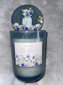 DW HOME Reichhaltige Duftkerze - Cotton Blossom - 15,3oz (434g) - Doppeldocht - Bild 1 von 1