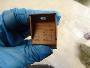E3. Piaggio TPH 125 M70 Relay 4 Pin Brown Relay  - Picture 1 of 2