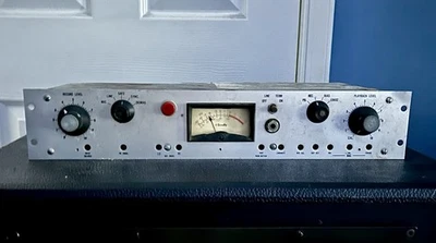 Scully 280 — PARA REPUESTOS — Micrófono/Preamplificador de línea — con transformadores UTC — A-39 y A-18 Foto 1 de 4