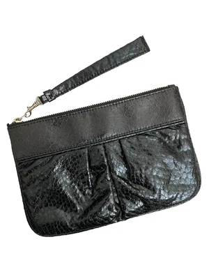 Muñequera clutch Express negra de imitación de cuero de serpiente Foto 1 de 4