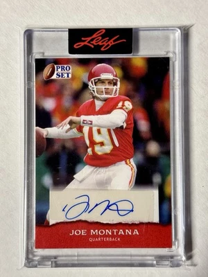 2022 Leaf Pro Set Joe Montana Autograph Chiefs  49ers HOF Auto - Image 1 of 2