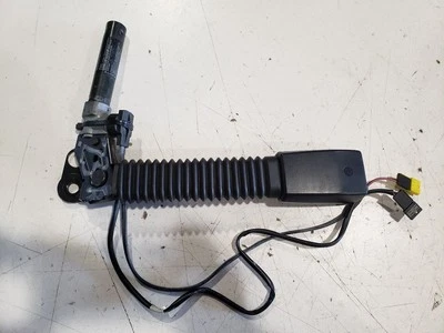 1998 BMW Z3 - Fivela de cinto de segurança lateral direita - OEM 8221014 - Imagem 1 de 4