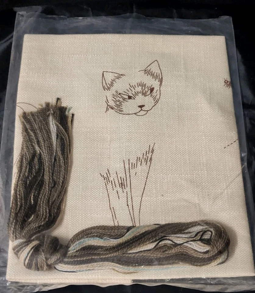 Kit de costura bordado crewel de Elsa Williams de colección almohada gato siamés estampado Foto 1 de 4