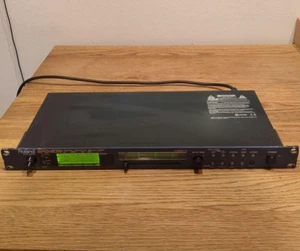 Roland SRQ-2031 Professional 31-Band Graphic Equalizer Rack Mount Japan Used - Picture 1 of 10