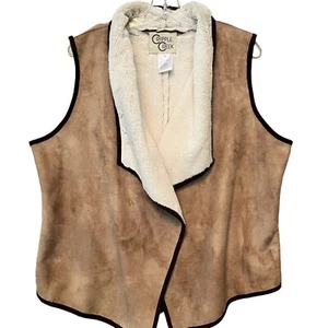 Cripple Creek Vest Womens XL Beige Tan Faux Sherpa Suede Fur Casual Cowgirl - Picture 1 of 11