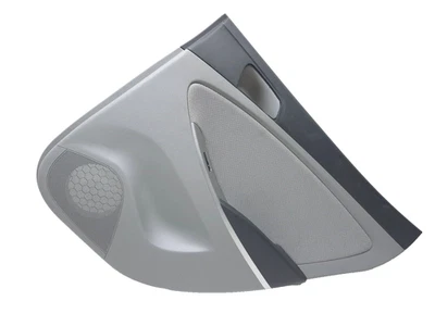 Panel de moldura de puerta de pasajero trasero Hyundai Accent 2014 OEM Foto 1 de 4