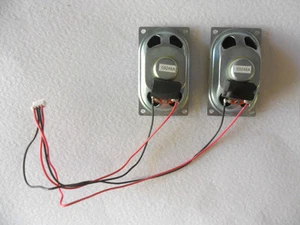 Logik L19DVDB19 Pair Speakers 8R 5W  YDT47-8NbGH  09246A with Leads and Plug  - Picture 1 of 4
