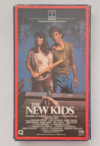 lori loughlin THE NEW KIDS james spader / eric stoltz VHS VIDEOTAPE - Imagen 1 de 4