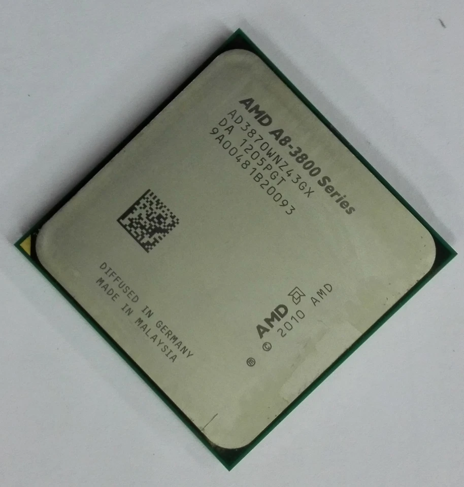AMD  A8-3870K Desktop CPU APU AD3870WNZ43GX Socket FM1 3.0G Unlocked - Image 1 of 4