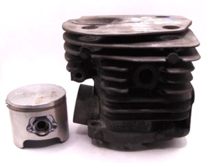 OEM Mahle 44ZD11 Cylinder & Piston - Picture 1 of 8