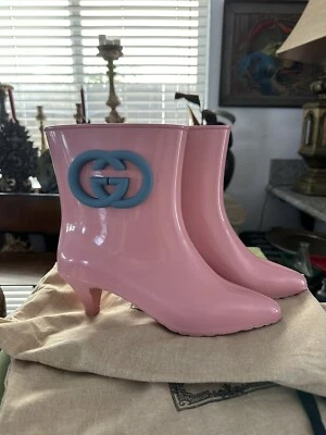 Nuevas Auténticas Botas de Goma Gucci Entrelazadas Logo GG Rosa Talla 38 / EE. UU. 8 Foto 1 de 4