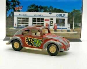 TootsieToy Volkswagen "Lady Bug" Beetle 1:43 Scale