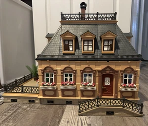 Playmobil Victorian Mansion House Set 5305 W/Furniture Accessories Figures LOT - Picture 1 of 24
