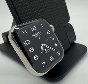 HERMES Apple Watch Series 7, 41mm, Silver (GPS & LTE) (Watch Only) [H23] - Zdjęcie 1 z 9