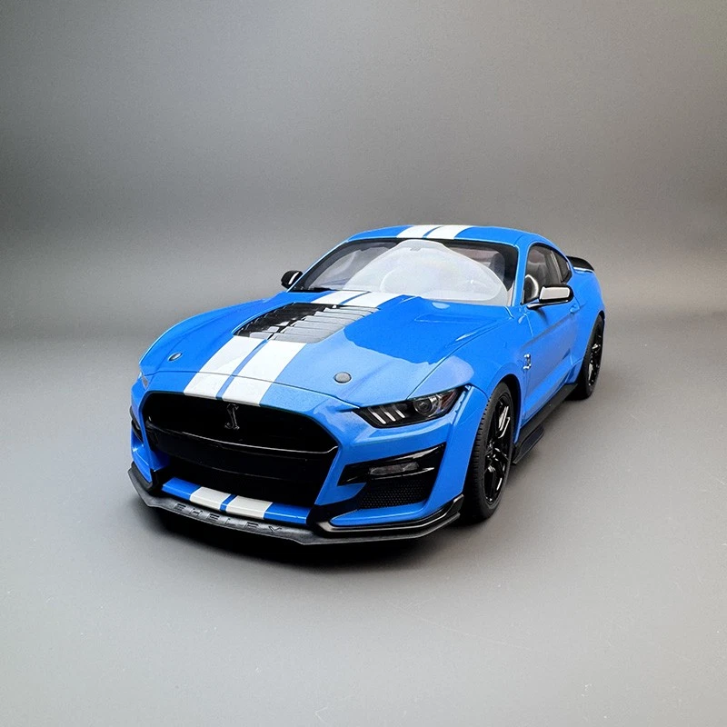 AUTOART 1:18 FORD MUSHANG SHELBY GT500 Car Model - Image 1 of 4