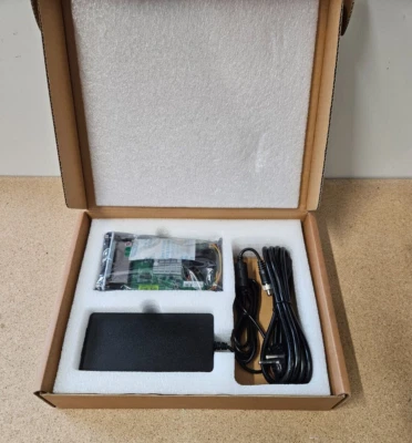 Sophos SGIZT2HEUK • 8 port GbE PoE Flexi Port module + Power Supply Kit - Image 1 of 2