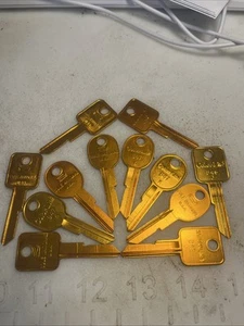 GM NOS Original Dealer Stock Key Chevy Olds Pontiac Cadillac 1970 1974 1978 1982 - Picture 1 of 4