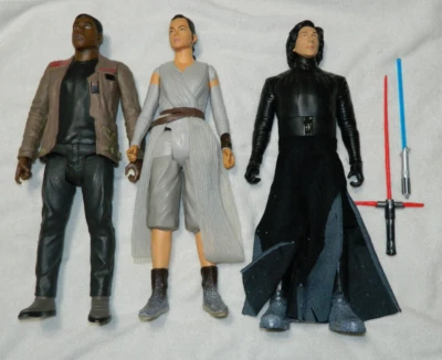 LOTE Jakks Star Wars Big-Figs Starkiller Kylo Ren & Rey con sables de luz + Finn Foto 1 de 4