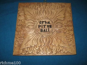 Vintage Wooden Wood Signed Bali Balinese Folk Art Hand Carved Wall Panel Plaque - Picture 1 of 4