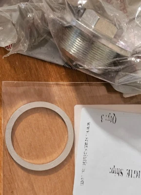 90001-PM3-003 90401-PR4-000 OEM HONDA COOLANT DRAIN BLOCK PLUG W/ GASKET - Image 1 of 3