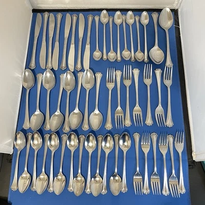 Lot Of 52 Pieces Reed & Barton Rebacraft  L'AMOUR FRENCH LILY Stainless Flatware - Image 1 of 4