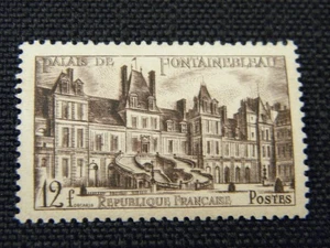 Timbre Neuf 1951 La cour des Adieux, Château de Fontainebleau 12F brun violacé - Picture 1 of 1