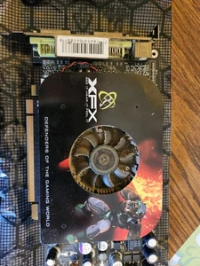 XFX NVIDIA GeForce GF 6800XT XTreme 256MB GDDR3 PCI Express x16 VA.2 W05/06 - Picture 1 of 3