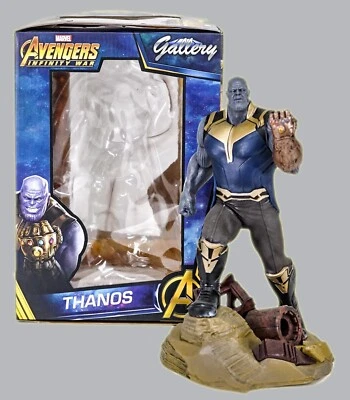 Marvel Avengers Infinity War - Diorama PVC THANOS:: Diamond Select con caja Foto 1 de 4