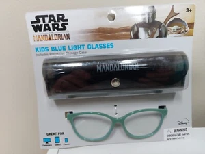 Star Wars The Mandalorian Kids Blue Light Glasses with Storage Case - Sea Green - Picture 1 of 4
