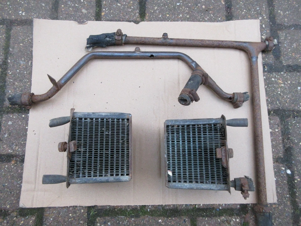 NÚCLEOS INTERCAMBIADORES DE CALOR BORGWARD ISABELLA BEHR ORIGINALES + TUBERÍAS. Foto 1 de 4