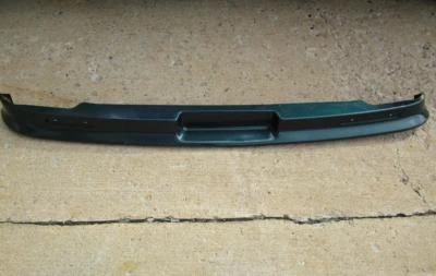 Parachoques trasero inferior Mercury Sable 1992-1995 borde labio superior verde BA13-17B635-ABW Foto 1 de 4