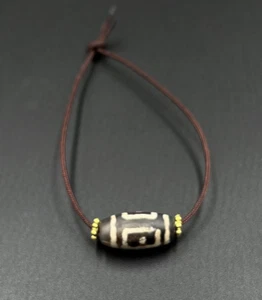 Tibetan Nepalese Himalaya Small 3 Eyes Zee Dzi Agate Amulet Prayer Tian Zhu Bead - Picture 1 of 16