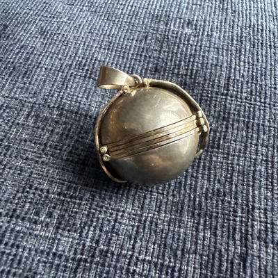 vintage sterling silver multi photo orb locket - Image 1 of 4