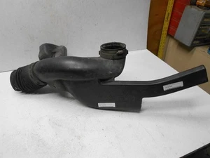 2004 GMC Yukon Air Cleaner Intake Resonator Tube - Picture 1 of 12